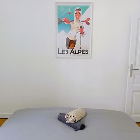102 - Appart Renove Avec Grand Salon Et 1 Chambre - Tram Et Clinique Mutualiste A 1 Min Grenoble Buitenkant foto