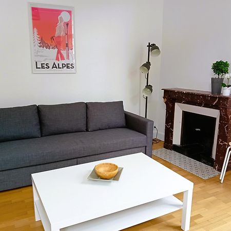 102 - Appart Renove Avec Grand Salon Et 1 Chambre - Tram Et Clinique Mutualiste A 1 Min Grenoble Buitenkant foto